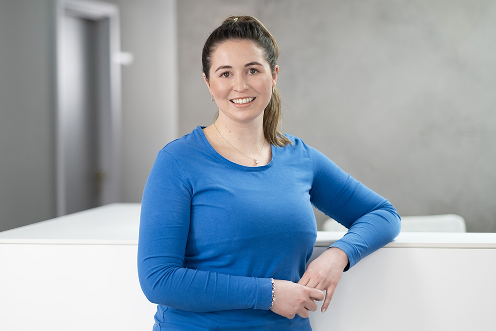 hausarzt-feldkirchen-lisa-grim-mfa hausarzt-feldkirchen-lisa-grim-mfa